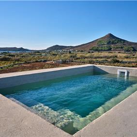 6 bedroom villa with pool, East Paros, sleeps 12